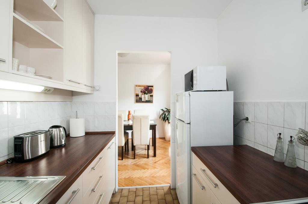 Sensitive Apartment Belgrad Exterior foto