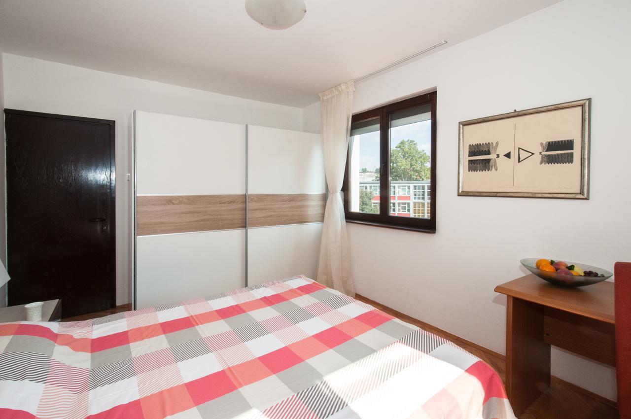 Sensitive Apartment Belgrad Exterior foto