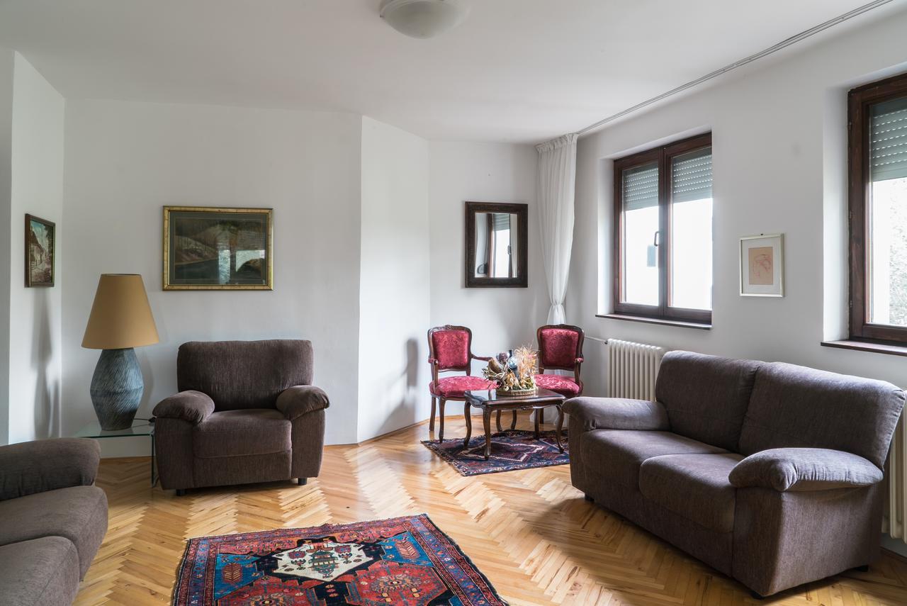 Sensitive Apartment Belgrad Exterior foto